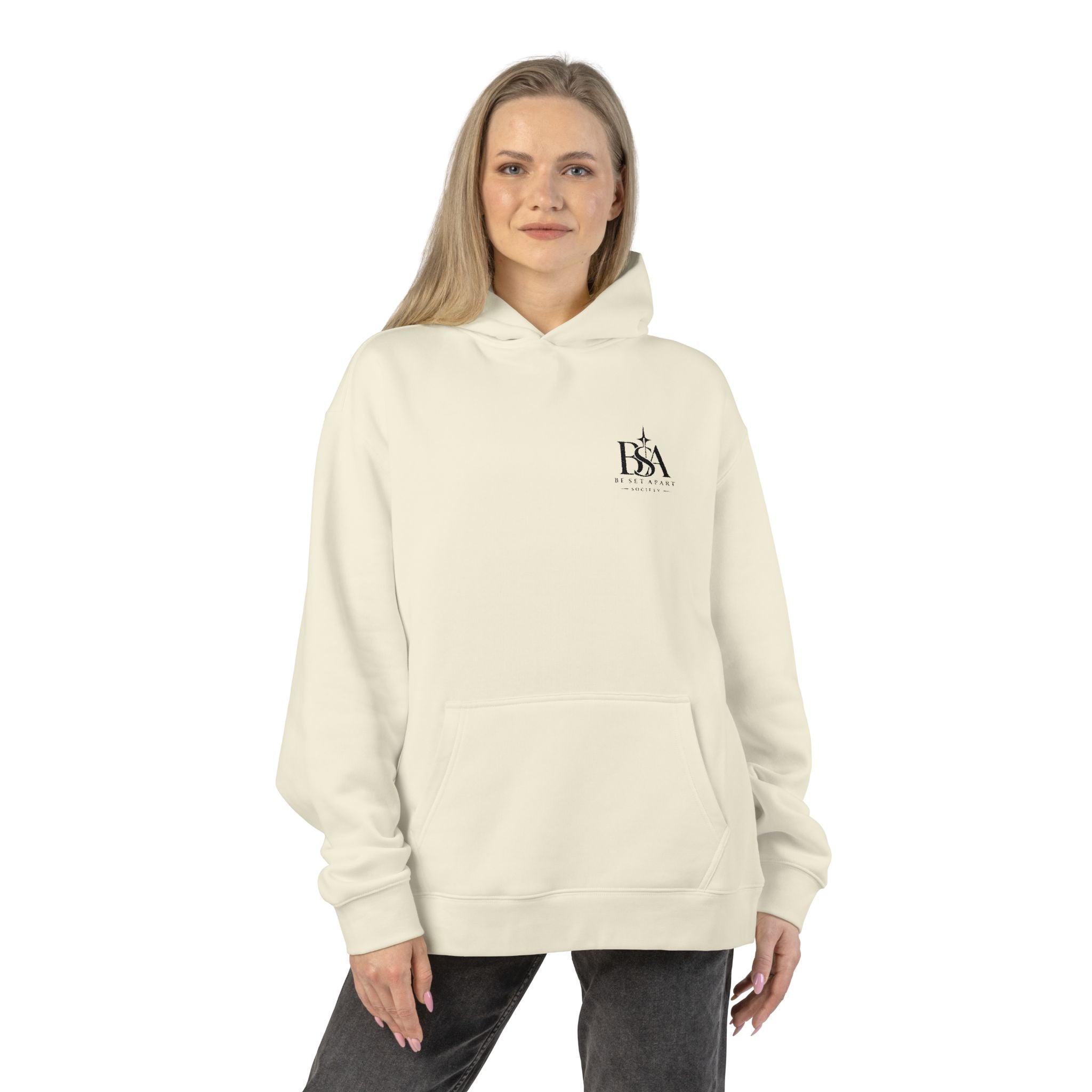Relaxed Hoodie with Tiny Mountain Patch – Minimal Cozy Outdoor Graphic Hoodie