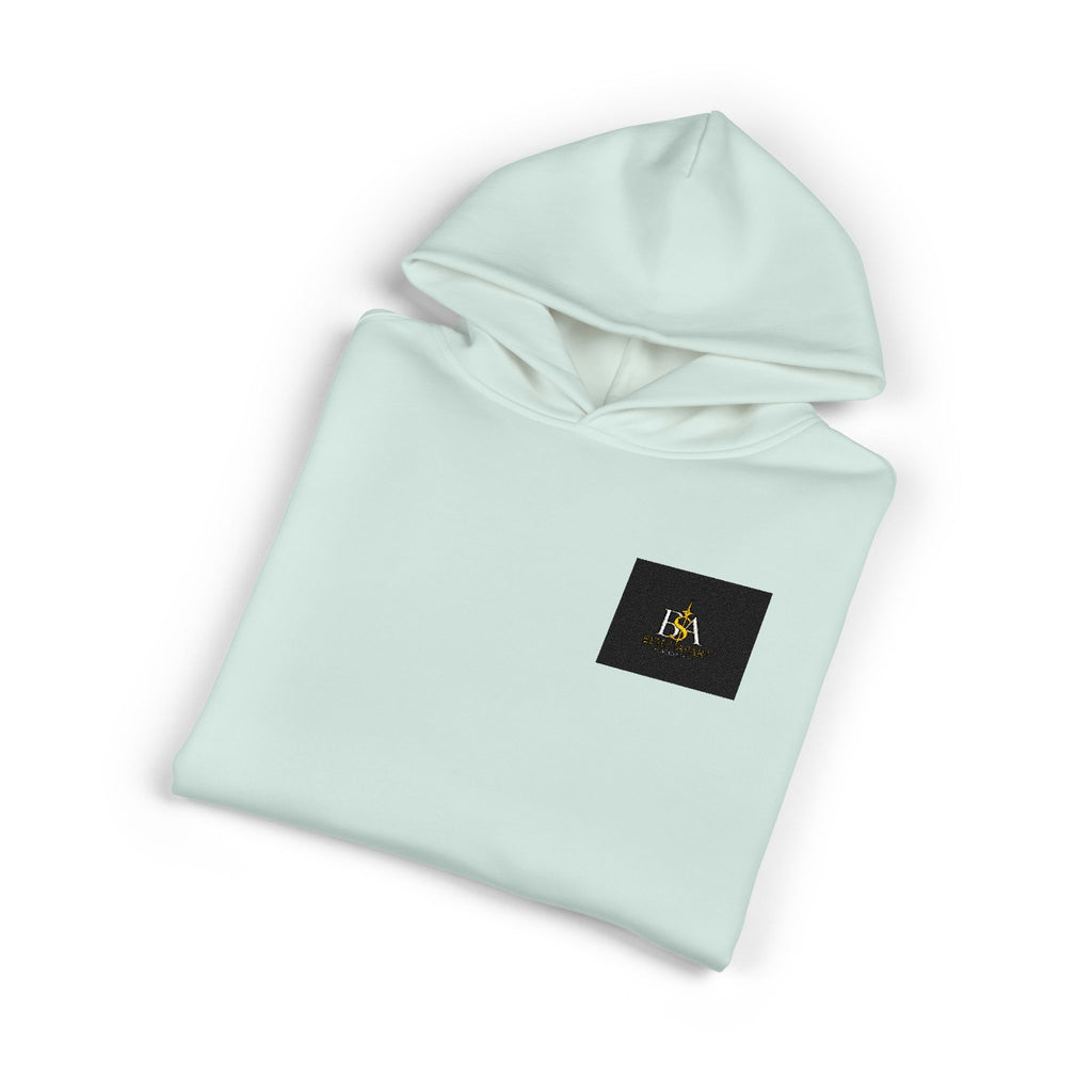 Relaxed Hoodie with Tiny Mountain Patch – Minimal Cozy Outdoor Graphic Hoodie