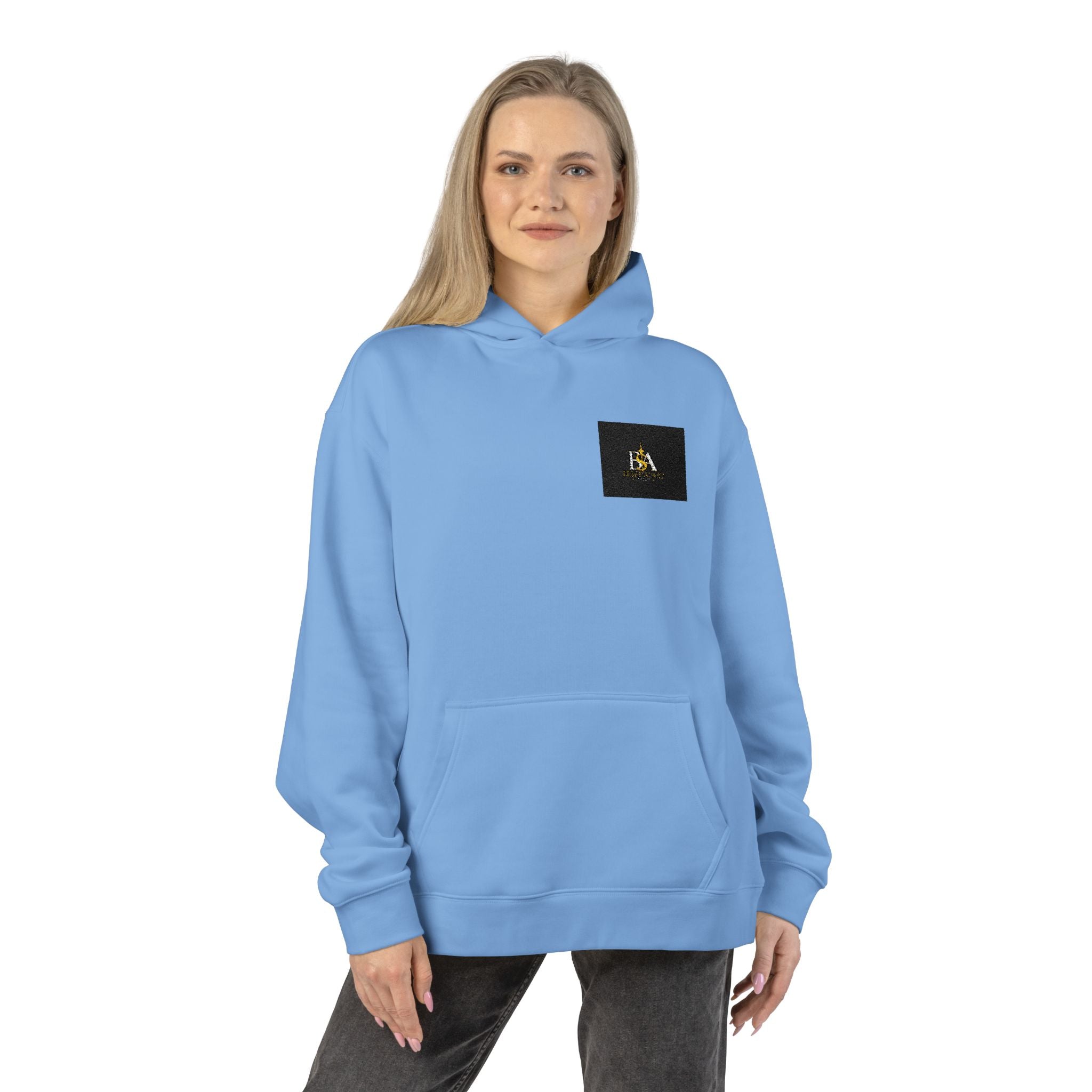 Relaxed Hoodie with Tiny Mountain Patch – Minimal Cozy Outdoor Graphic Hoodie