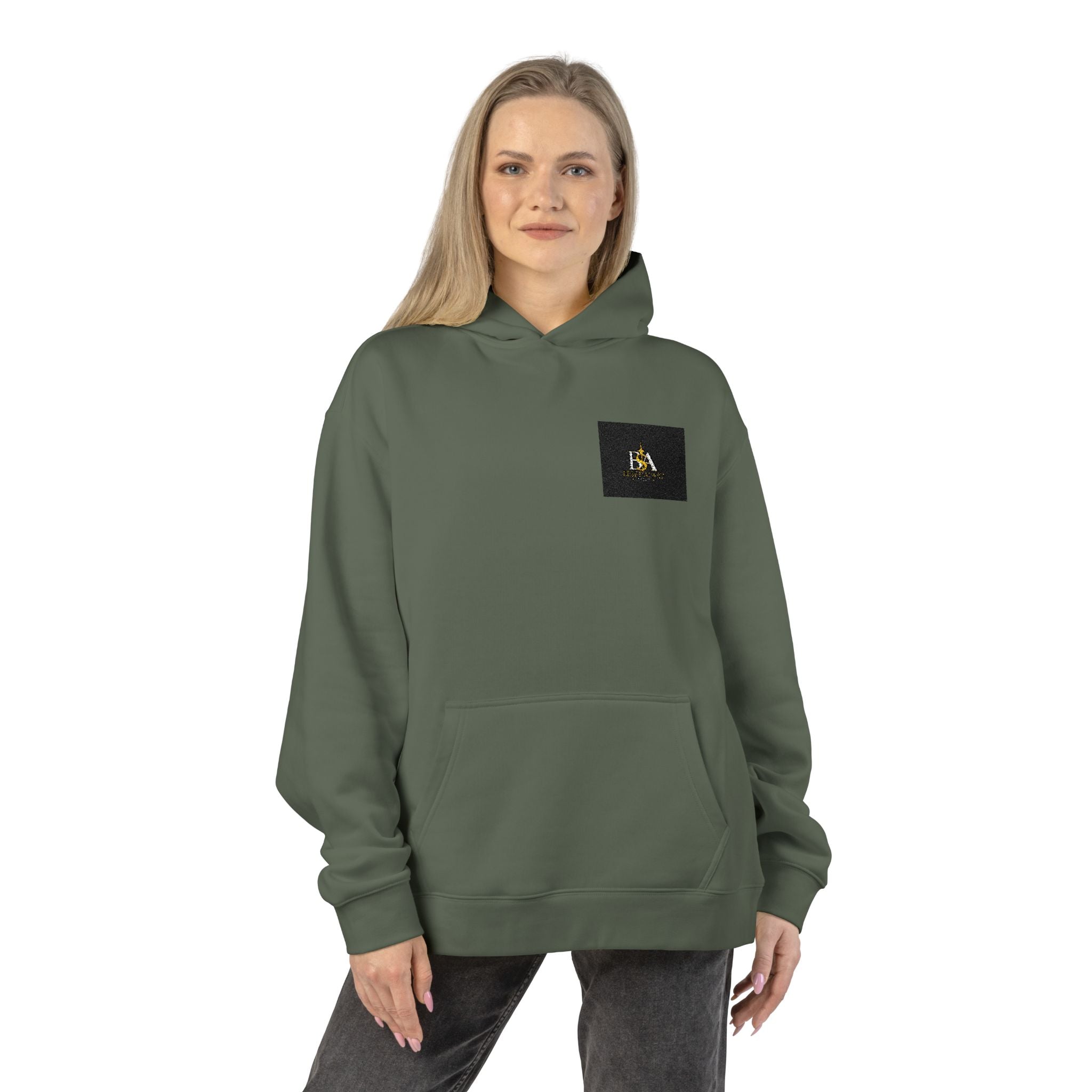 Relaxed Hoodie with Tiny Mountain Patch – Minimal Cozy Outdoor Graphic Hoodie