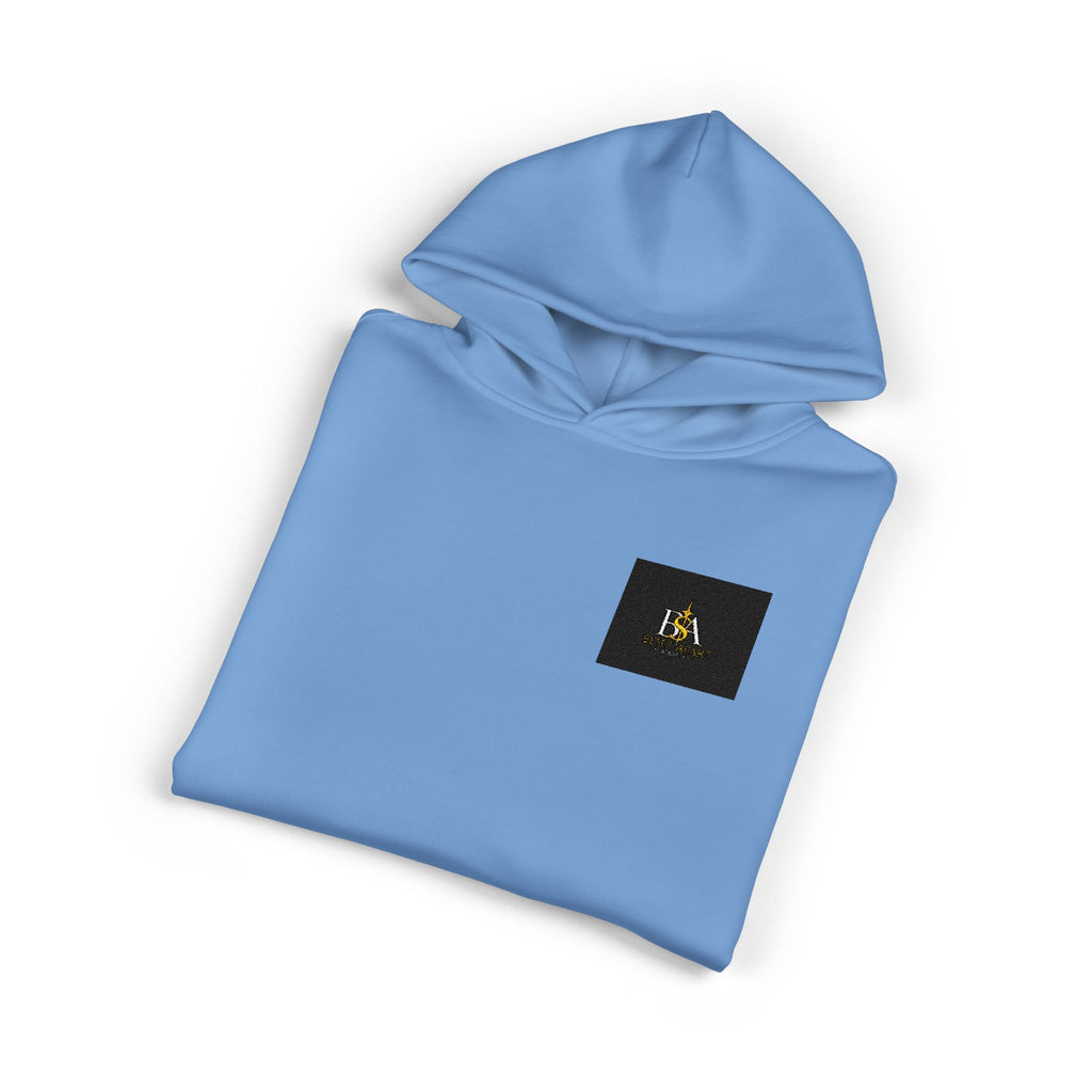 Relaxed Hoodie with Tiny Mountain Patch – Minimal Cozy Outdoor Graphic Hoodie