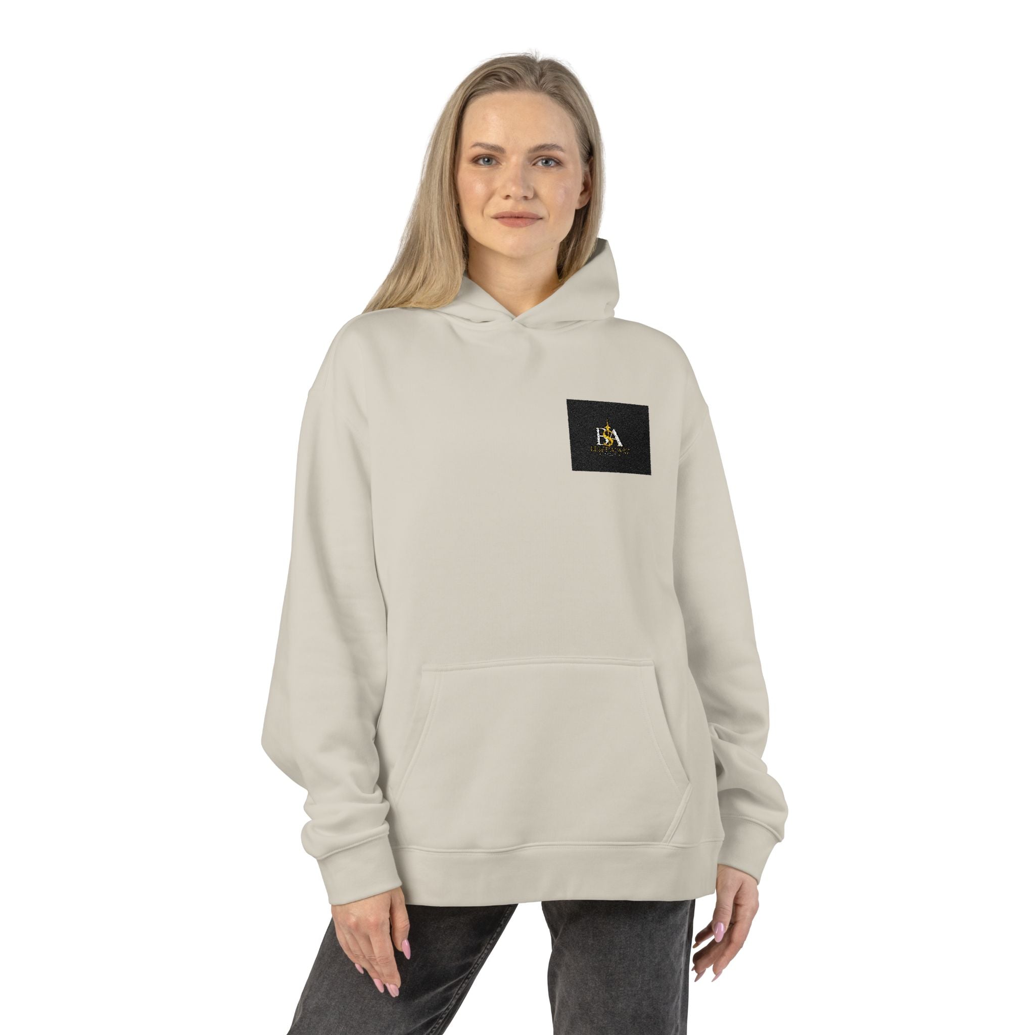 Relaxed Hoodie with Tiny Mountain Patch – Minimal Cozy Outdoor Graphic Hoodie